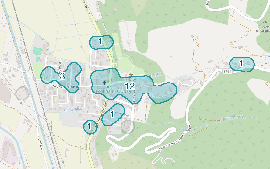 Mappa delle compravendite a Molina di Quosa, raggruppate in aree disegnate attorno alle vendite, con il conteggio di ogni area