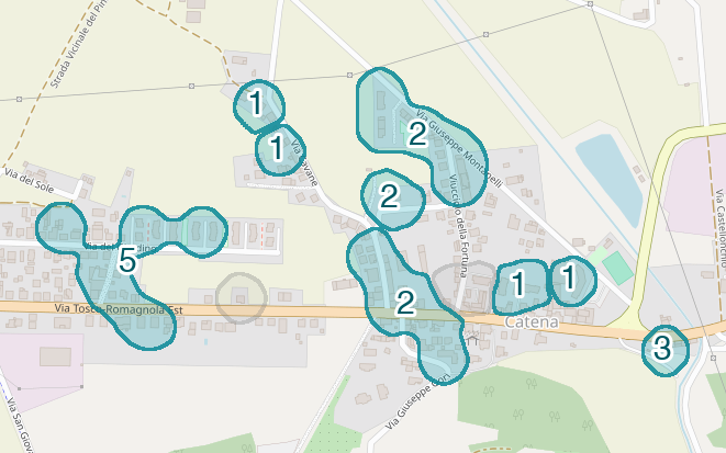 Mappa delle compravendite a Catena, raggruppate in aree disegnate attorno alle vendite, con il conteggio di ogni area